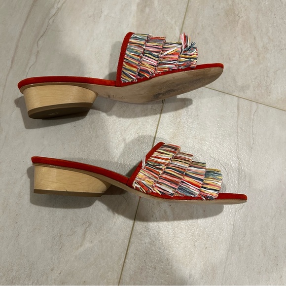 Donald J. Pliner Women's Red Multicolor Fringe Sandals size 6 - Picture 6 of 9